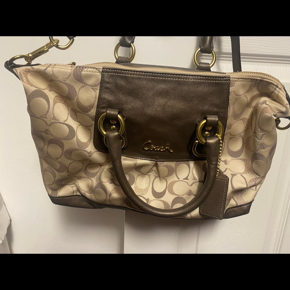 Coach medium size bag